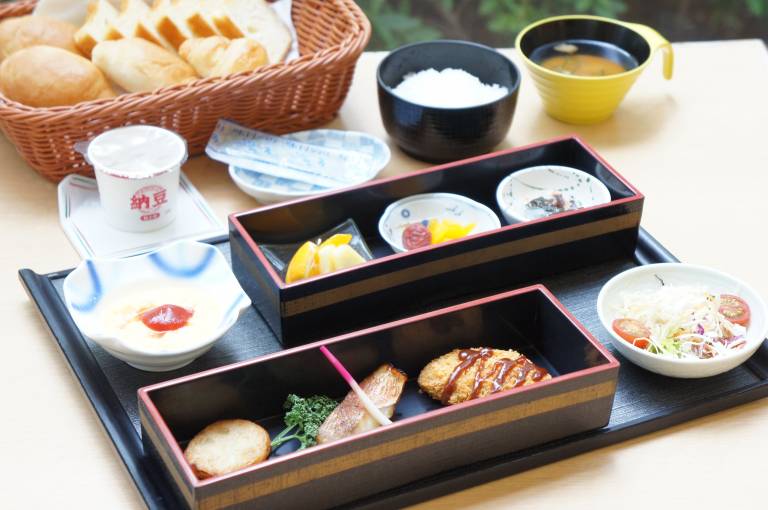 洋風の日替り御膳